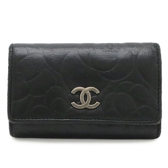 CHANEL Accessories - Chanel Camellia Coco 6-Key Case